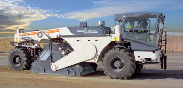 為什么說(shuō)冷再生機(jī)適合大規(guī)模路面養(yǎng)護(hù)作業(yè)？