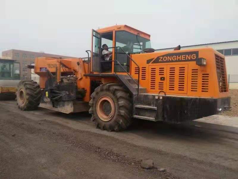 路基設(shè)備不單一包含多種機(jī)器使用