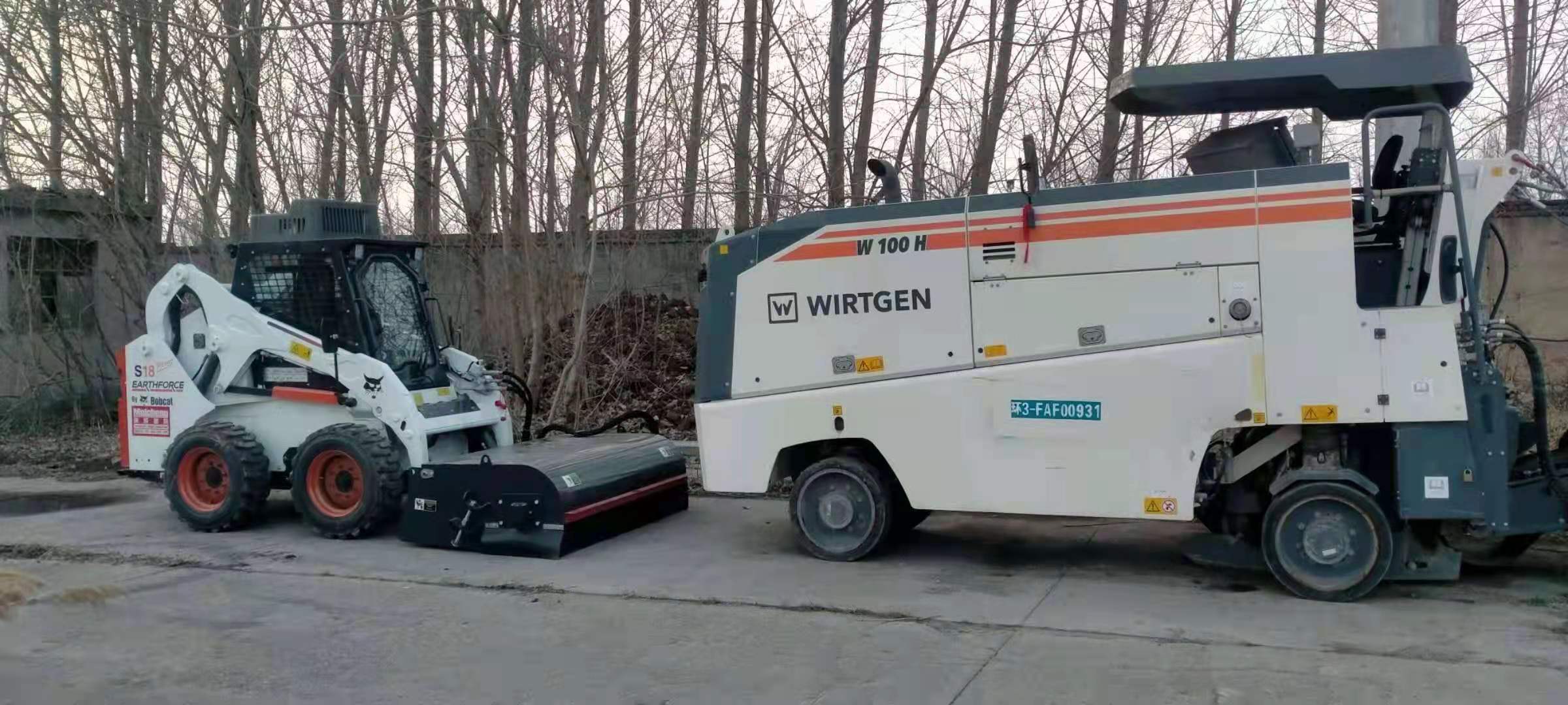  冷再生機在壓實作業(yè)中驅(qū)動系統(tǒng)故障解決方法